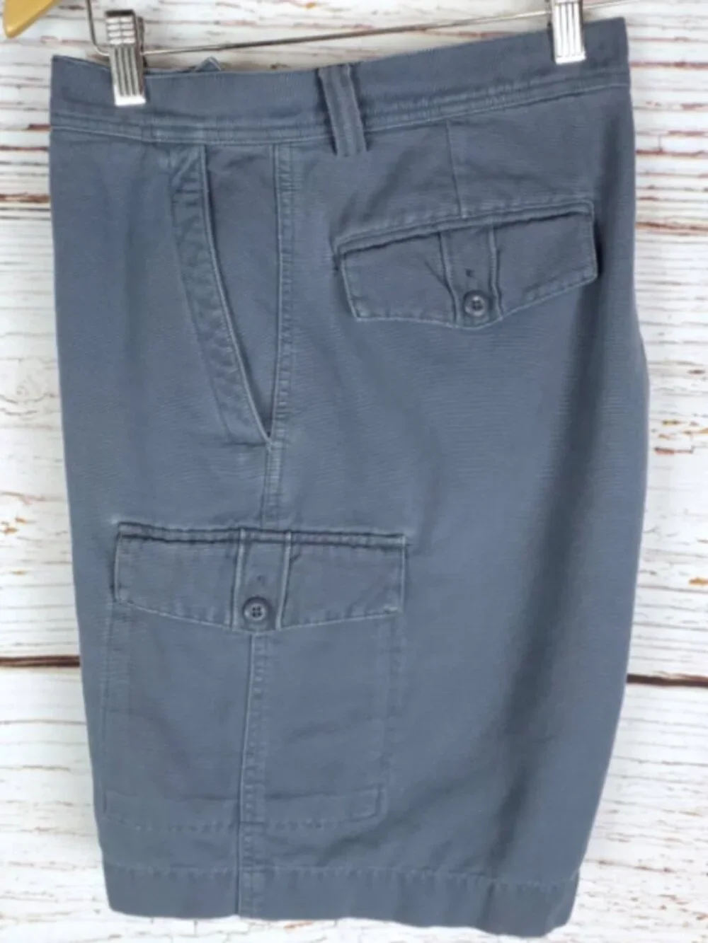 Eddie Bauer Button Fly Cargo Shorts‎ Men's Size 32 Gray 100% Cotton